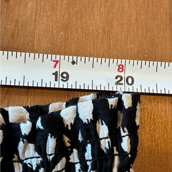 Simply Vera Vera Wang Black and White Abstract Wide Leg Pants - Picture 8 of 10